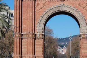 Triumph Bogen von das Stadt von Barcelona foto