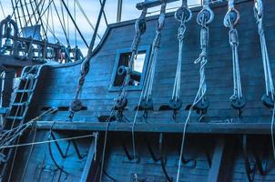 Galeonenschiff im Hafen foto