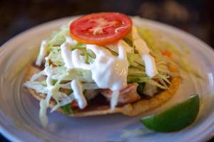 ein Single Garnele Mexikaner tostada foto