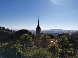 hell Spanisch Himmel und das Tiefe von Licht von das Sonne foto