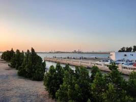 schön Abend und bunt Sonnenuntergang beim Jeddah, Corniche, Saudi Arabien, foto