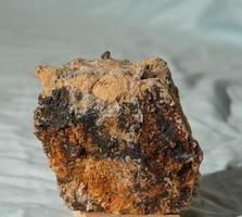Stichprobe von Mineral extrahiert von das Minen foto