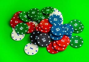 Poker, verstreut Chips. foto