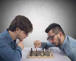 Schach Spiel und zwei Spieler foto