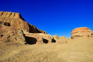 Geist Stadt im Xinjiang, China ist ein typisch Yardang Landschaft. foto