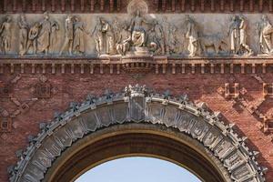 Fries des Triumphbogens von Barcelona foto