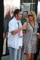 Adam Sandler seine Publizist cindy guagenti ankommen beim das komisch Menschen Welt Premiere beim das Bogenlicht Hollywood Theater im los Engel ca. auf Juli 20 2009 2008 foto