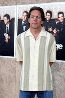 gary cole ankommen beim das Gefolge 6 .. Jahreszeit Premiere beim das von größter Bedeutung Theater auf das von größter Bedeutung Bilder Studio Menge im los Engel caon Juli 9 2009 2008 foto