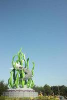 sur und Junge Statuen im Suroboyo Park, Taman suroboyo, surabaya foto