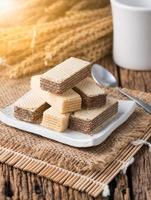 Wafer mit Schokolade und Milch Sahne foto