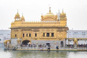 schön Aussicht von golden Tempel - - Harmandir sahib im Amritsar, Punjab, Indien, berühmt indisch Sikh Wahrzeichen, golden Tempel, das Main Heiligtum von sikhs im Amritsar, Indien foto