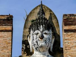 Buddhist Skulpturen beim ein Tempel im Bangkok, Thailand foto