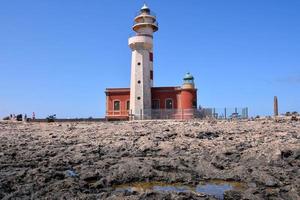 Leuchtturm am Meer foto