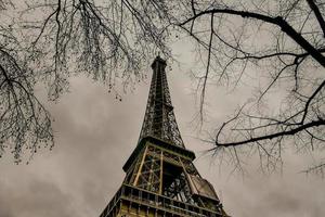 der eiffelturm in paris, frankreich foto