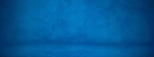 dunkelblaue Zement-Studiowand, Betonbodenhintergrund, um Produkt anzuzeigen