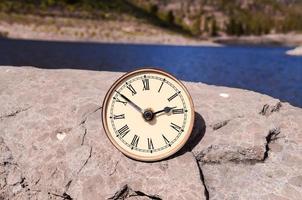 Jahrgang Mauer Uhr foto