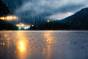 schwer Regen fallen beim Mitte von das Straße Oberfläche Bokeh Hintergrund. foto