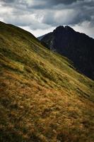 dramatische Landschaft in den Bergen foto