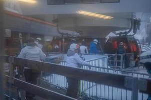 das Winter Ski Resort im welche das Schnee Stürze. Ski Resort im niedrig tatras. niedrig Tatra, Slowakei, sk, 2023 foto