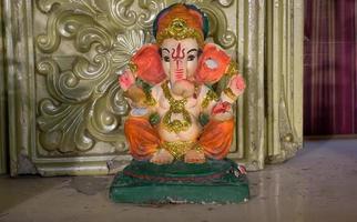 ein süß wenig Idol von Ganesha foto