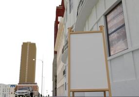 3D-Mockup-leere Plakatwand in der Innenstadt foto