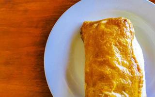 typisch mexikanische gerichte tortas tacos empanadas rollos tamales oaxaca mexico. foto