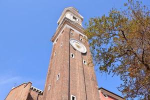 Backstein Uhr Turm foto