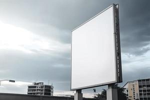 Billboard-Rohling für Außenwerbeplakat foto