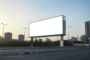 Billboard-Rohling für Außenwerbeplakat foto