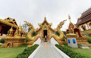 Aussicht von sangkaewphothiyan Tempel, Reise Konzept foto