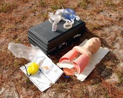 ein Trauma Kit zum Ausbildung cpr foto