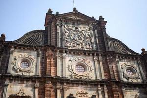 uralt Basilika von bom Jesus alt goa Kirche beim Süd Teil von Indien, Basilika von bom Jesus im alt goa, welche war das Hauptstadt von goa im das früh Tage von Portugiesisch Regel, gelegen im goa, Indien foto