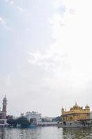 schön Aussicht von golden Tempel - - Harmandir sahib im Amritsar, Punjab, Indien, berühmt indisch Sikh Wahrzeichen, golden Tempel, das Main Heiligtum von sikhs im Amritsar, Indien foto