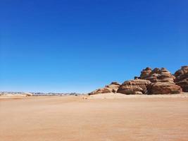 schön tagsüber Aussicht von al Hegra, verrückt Saleh archäologisch Seite? ˅ im al ula, Saudi Arabien. foto