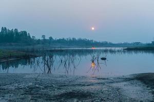 szenisch Aussicht von schön Sonnenuntergang foto