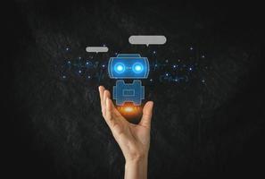 Konzept. Hand berühren Digital Chatbot zum zur Verfügung stellen Zugriff zu Information und Daten im online Netzwerk, Roboter Anwendung und global Verbindung, ai, künstlich Intelligenz, Innovation und Technologie. foto