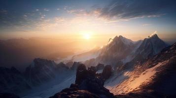 Sonnenuntergang im das Berge. Sonnenaufgang im das Berge. schön Winter Landschaft, Berg Landschaft beim Sonnenuntergang. Panorama- Aussicht von das Berge foto