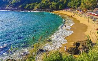 puerto escondido Oaxaca Mexiko 2022 Strand Sand Blau Wasser enorm Surfer Wellen carrizalillo puerto escondido. foto