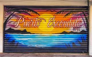 puerto escondido Oaxaca Mexiko 2023 Mauer mit Graffiti Kunst Zeichnungen Gemälde im puerto escondido Mexiko. foto