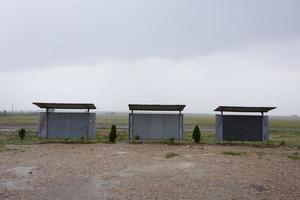 Transport halt gegenüber Landschaft Landschaft foto