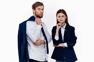 Geschäft Männer und Frauen im Anzüge Finanzen Büro Kommunikation foto