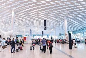 Shenzhen, China - - April 24, 2017-Shenzhen bao'an International Flughafen. es ist einer von das drei größten Flughafen Naben Portion das Perle Fluss Delta urbanisiert Bereich im Süd- China foto