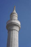 alt Minarett im Istanbul, turkiye foto