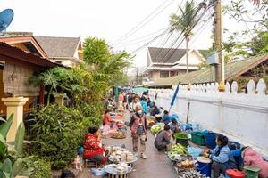 luang Prabang Laos , feb 27 2023, luang Prabang Morgen Markt ist ein wunderbar Platz zu finden interessant und authentisch Lebensmittel. foto