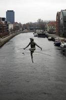 Monument - - Kreuzung das Fluss im Bydgoszcz foto