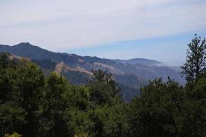 Blick auf die Berge von Kalifornien foto