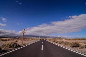 Straße auf dem Land foto