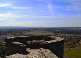 Blick auf den Alentejo in Portugal von einem Aussichtspunkt in der Nähe des Alqueva-Stausees in Monsaraz am Ufer von Guadiana foto