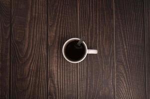 Ich trinke gerne Kaffee, Kaffeetassen stehen auf dem Tisch foto