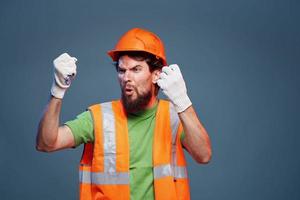 Arbeiter männlich Konstruktion Uniform Emotionen abgeschnitten Aussicht Industrie Fachmann foto